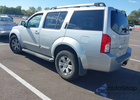 2005 Nissan Pathfinder Le from USA, damaged, VIN 5N1AR18U65C732982
